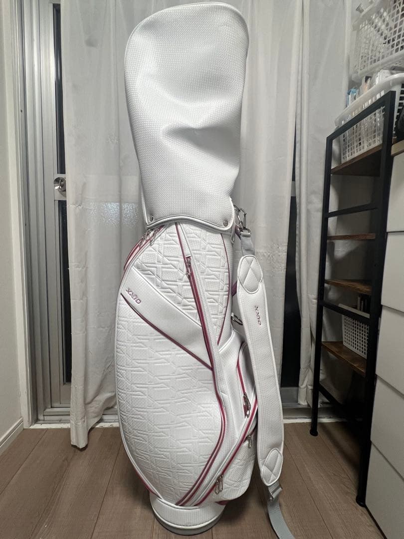 ゼクシオ xxio ゴルフバッグ キャディバック 新古品 極美品 送料込