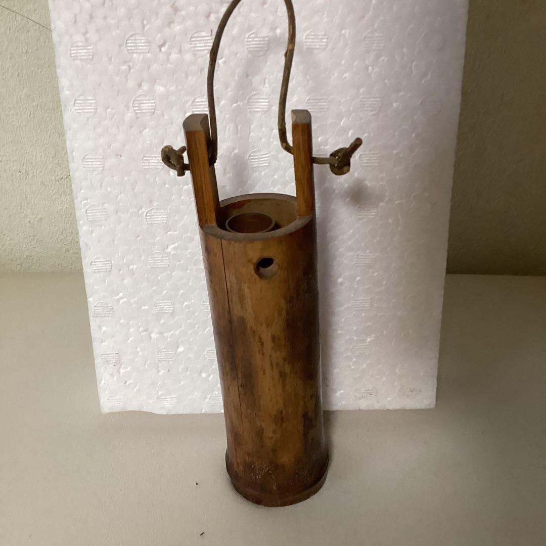 伝統竹工藝品　　讃岐竹一刀【西村秋峯彫　竹花瓶】現代名工に登録【秋峯刀】