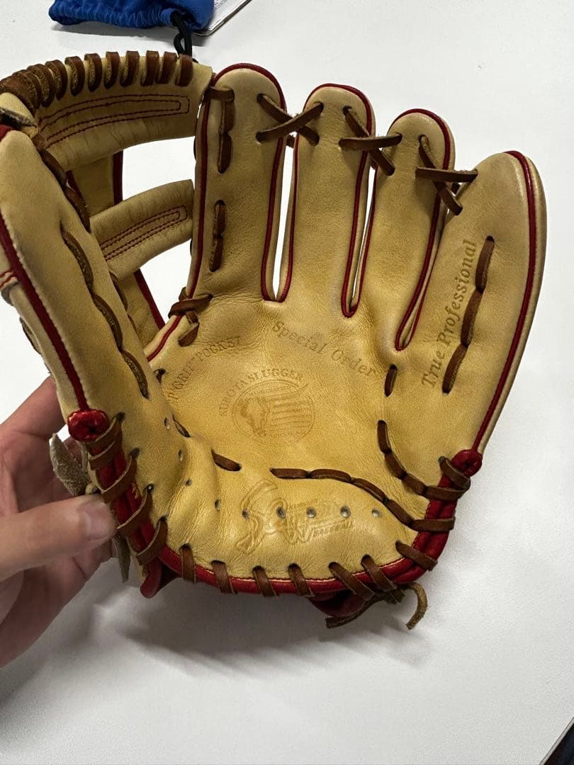 スラッガー　軟式グローブ 特別オーダー ベージュ/レッド