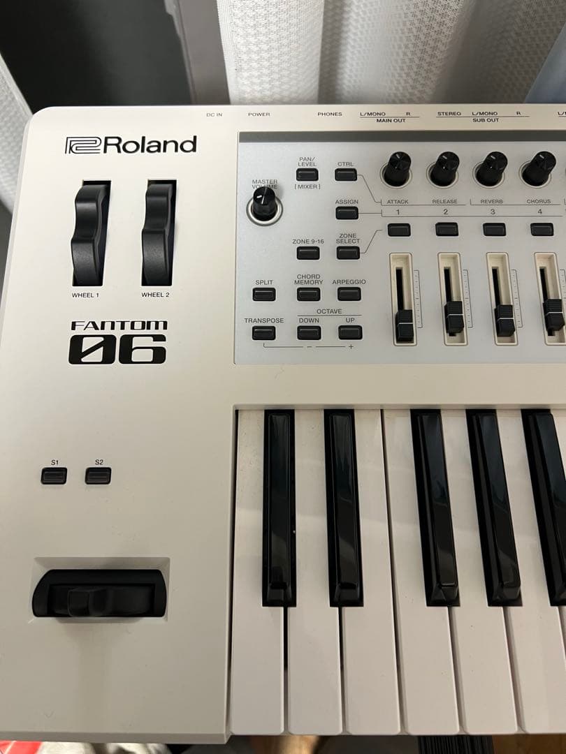 Roland FANTOM-06-SC島村楽器オリジナルホワイトカラーローランド