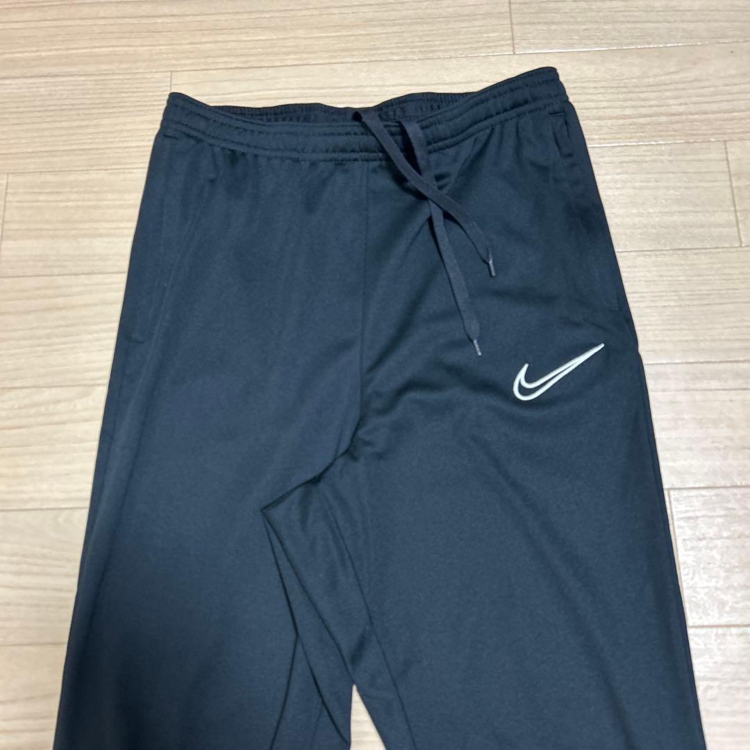 ほぼ未使用 ナイキ アカデミー サッカー ジャージ 上下 セットアップ