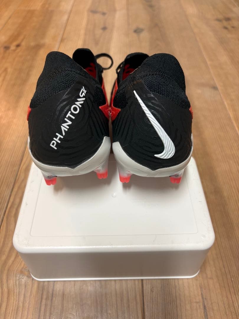 ナイキ　ファントムGX FG レッド　27.5