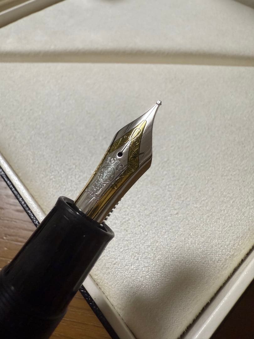 MONTBLANC マイスターシュテュックP149 FPプラチナライン