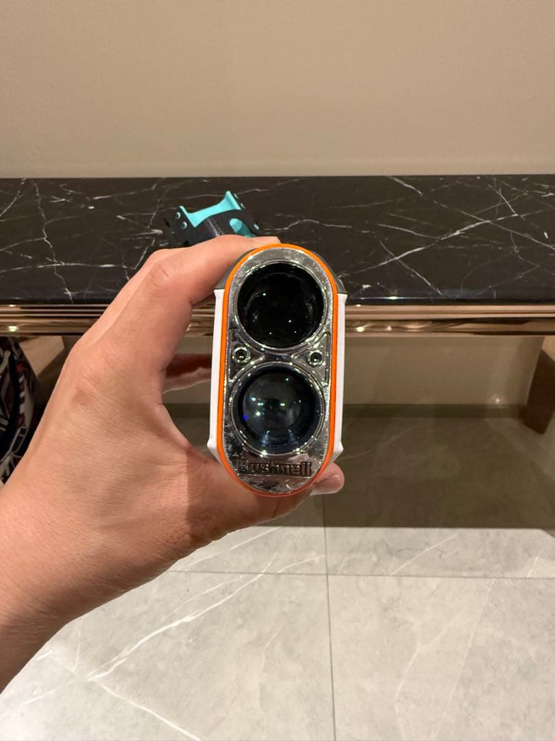 300円スタート　オリジナルケース付 Bushnell V6 ゴルフ用距離計