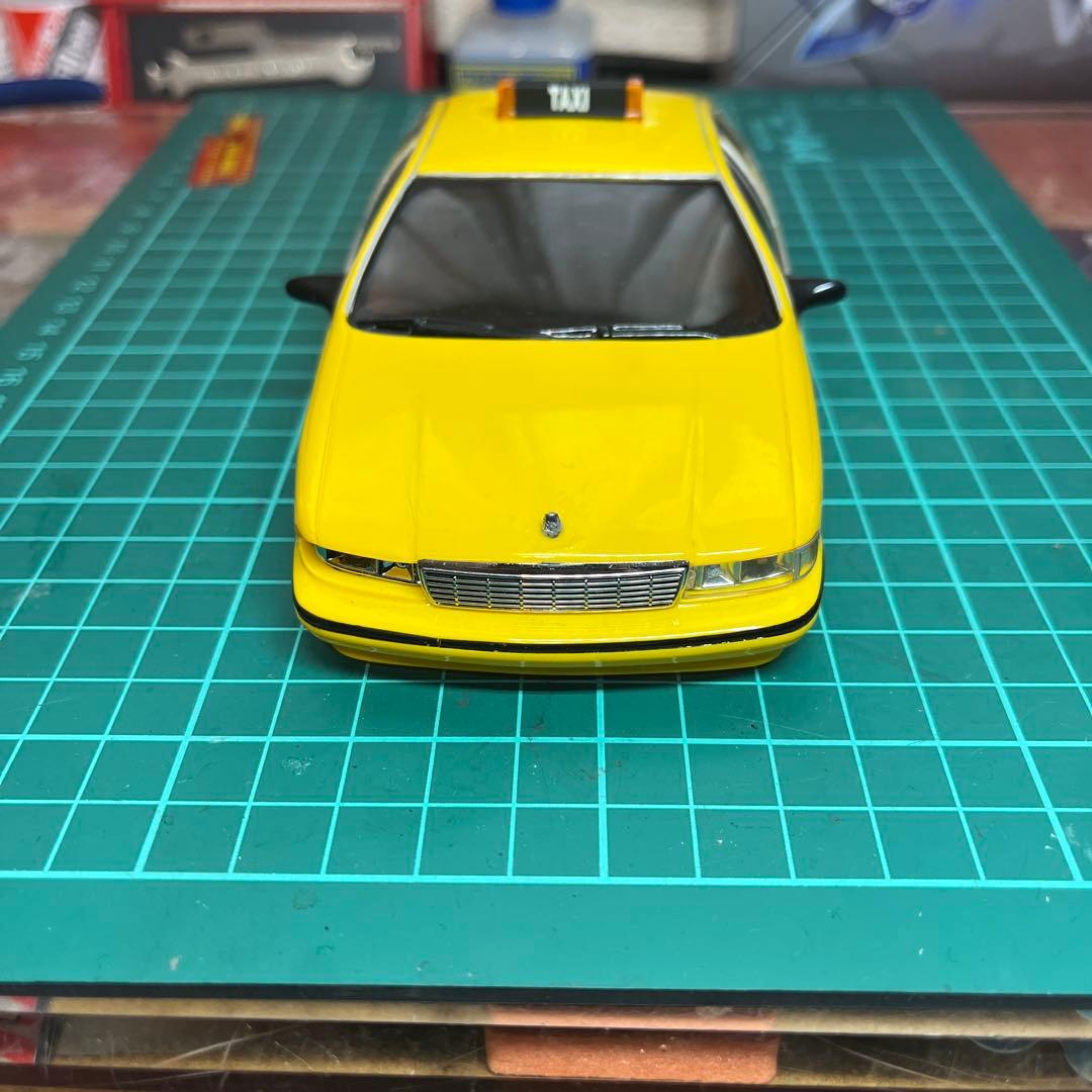 京商　ミニッツ　ボディ　シボレー　カプリスタクシー