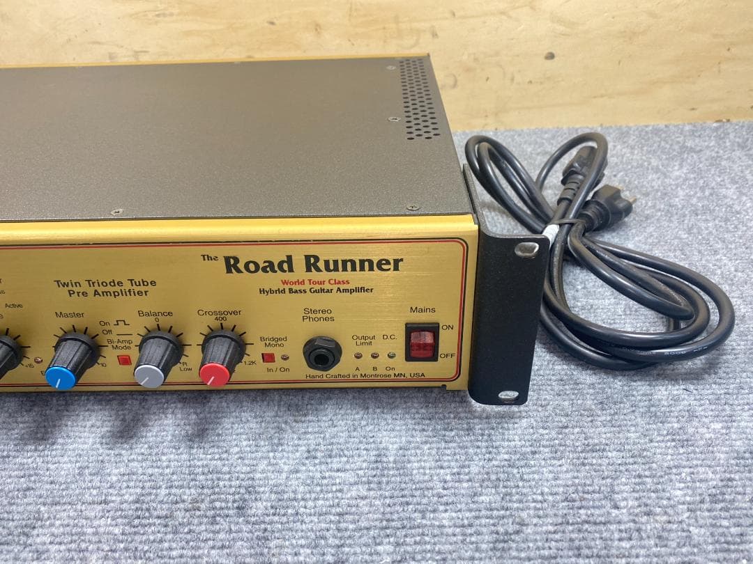 EDEN Road Runner WT-600 ベースアンプ ヘッド
