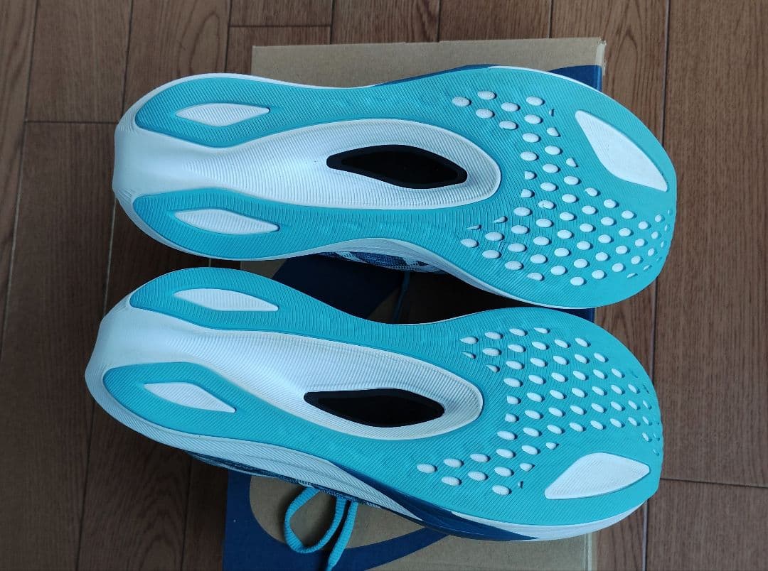 【美品】ASICS マジックスピード４ワイド【25.0 cm】