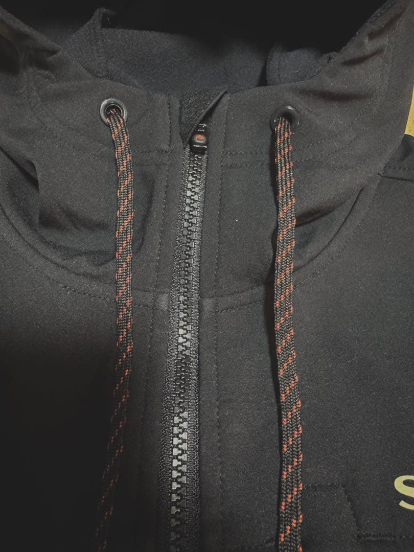 【極美品】SIMMS シムス 防寒ジャケット（Mサイズ・ブラック）