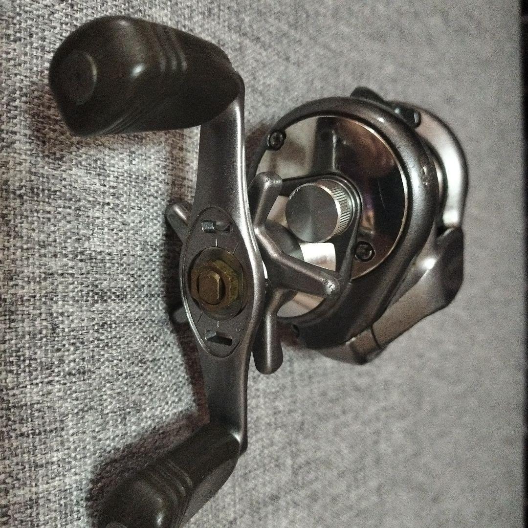 ダイワ105HV ベイトリール+TRIFORCE-Z 153iV 2点セット