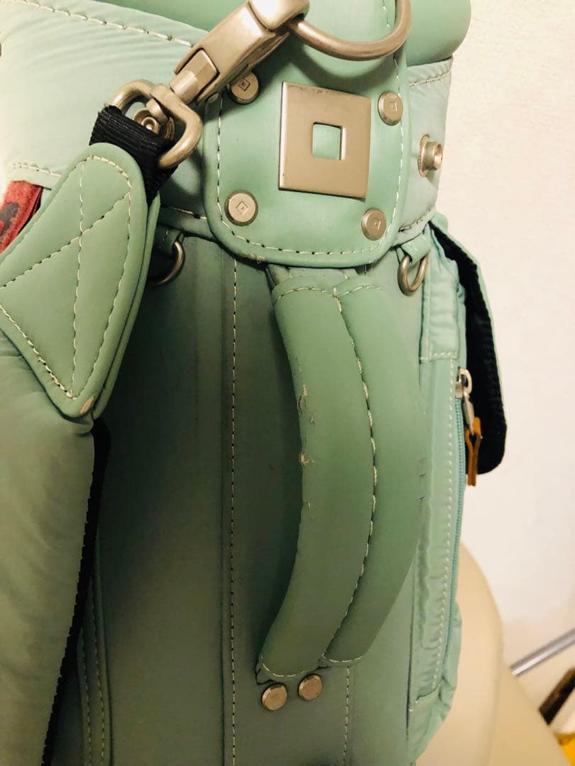 【送料込み】廃盤人気　オノフ　ONOFF キャディバッグ　ゴルフバッグ