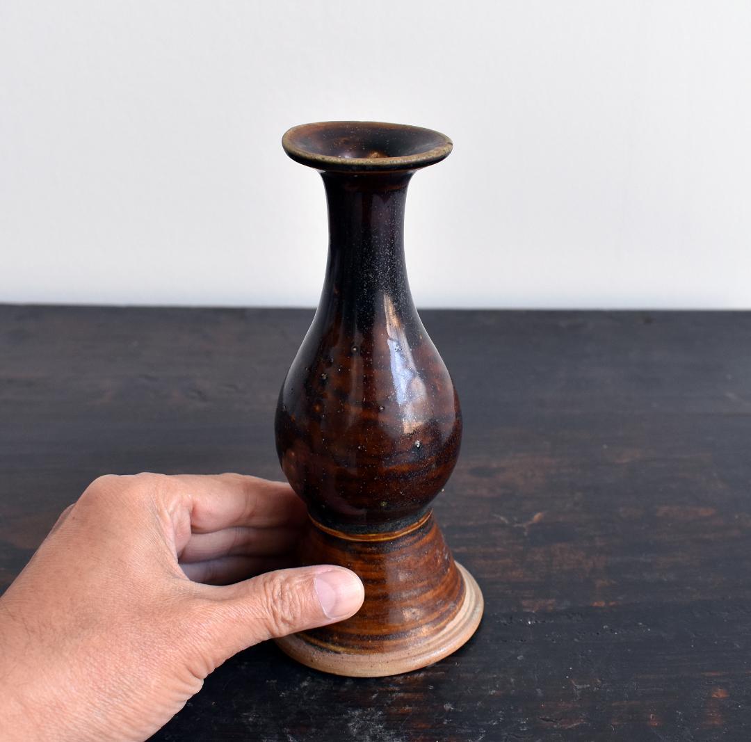 18世紀 壷屋焼 琉球古陶 褐釉台付瓶 飴釉瓶子 ビンシー 無疵