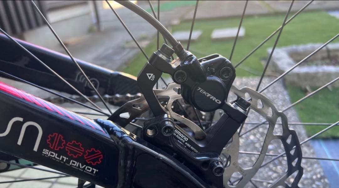 Devinci マウンテンバイク