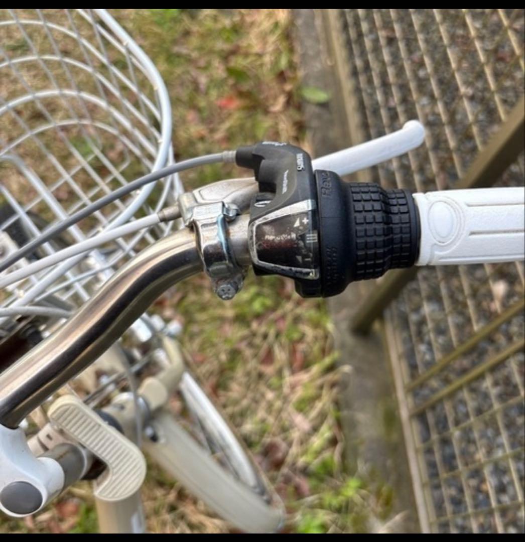 GW限定お値下げ！美品！自転車ベージュ 24インチ 前カゴ付き