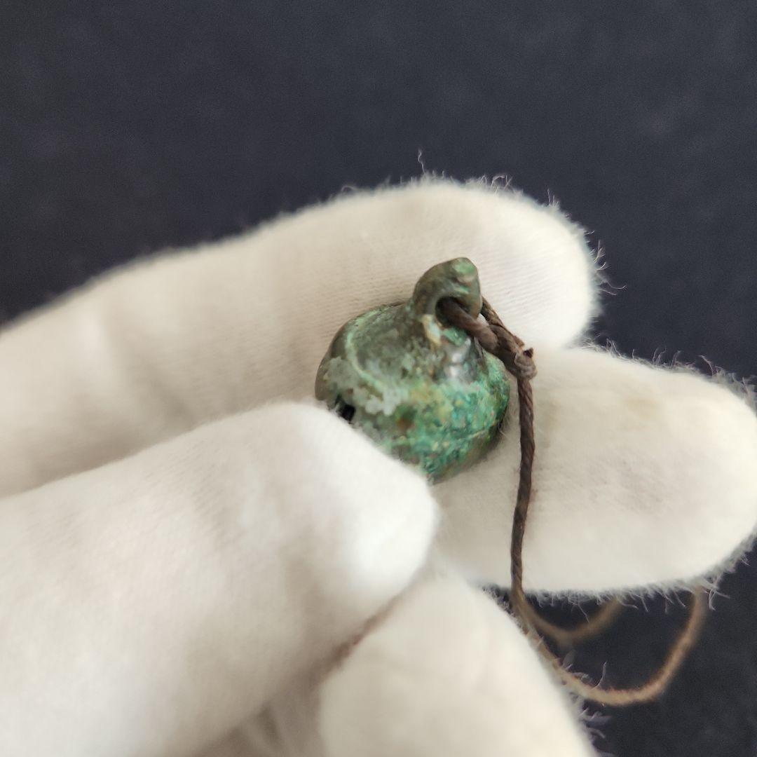 古墳時代の金銅製の鈴