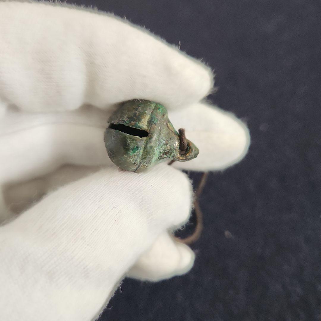 古墳時代の金銅製の鈴