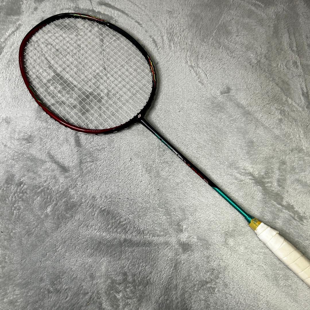 【美品•希少廃盤】ヨネックス アストロクス88D 4UG5 バドミントンラケット