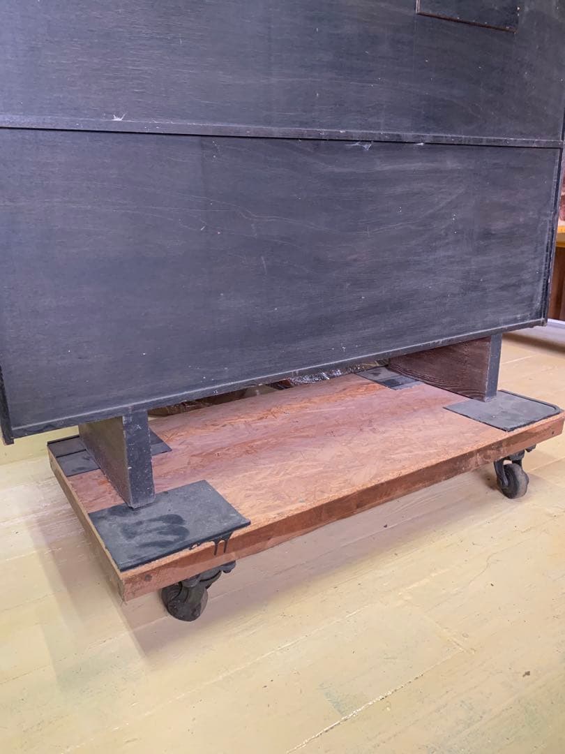 しい木目の昭和レトロ茶箪笥　和家具　木製　一体型