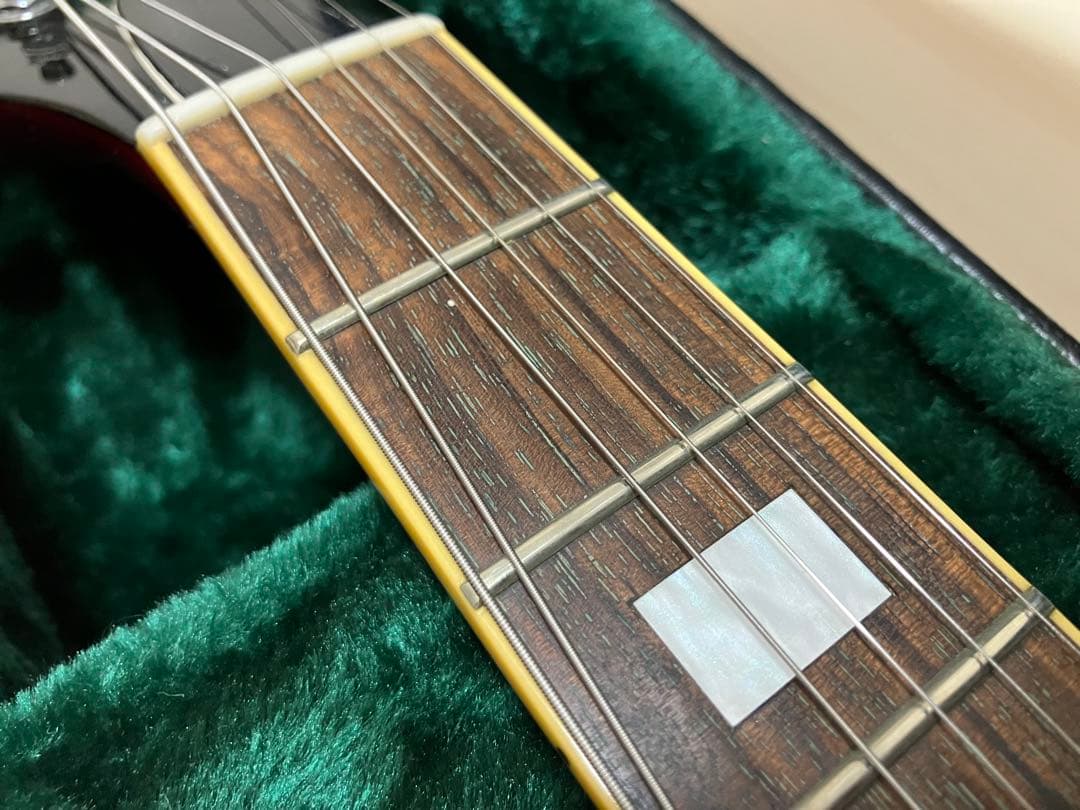 Edwards E-SA-125LTS チェリーレッド