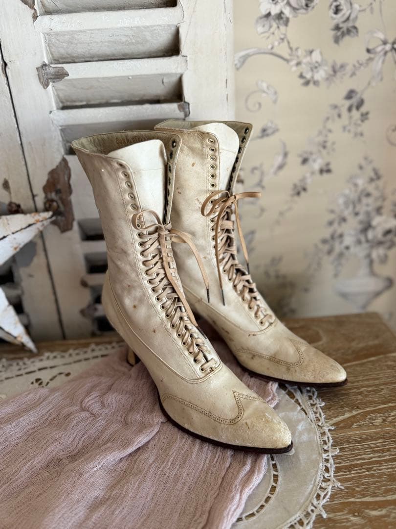 フランスアンティークヴィクトリアンレースアップウェディングレザーブーツシューズ