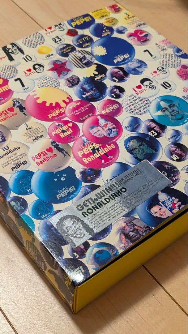 【非売品】ペプシ缶バッチ壁掛時計【ロナウジーニョ】