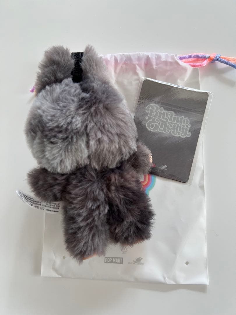POPMART ぬいぐるみ ID