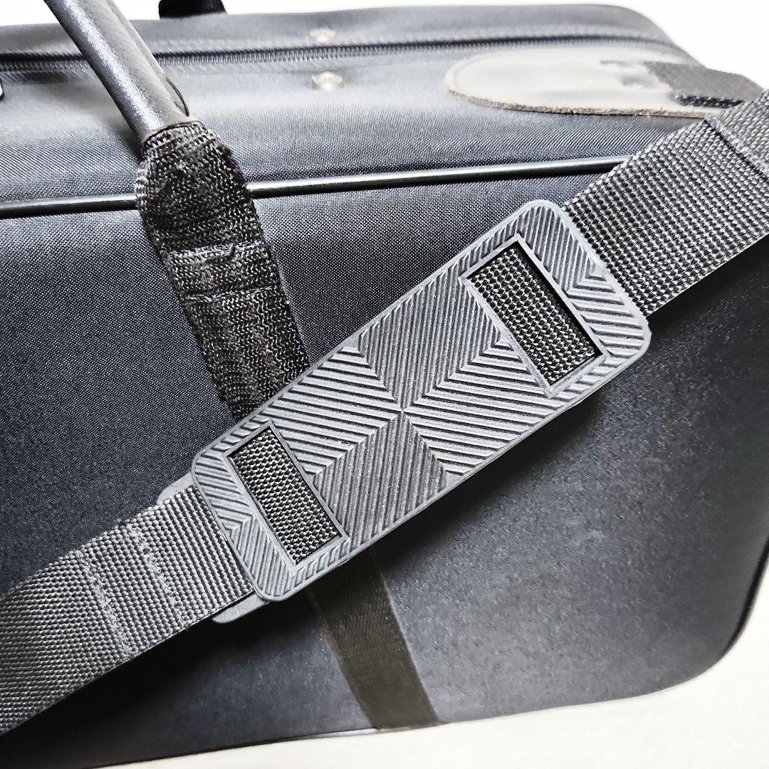 France製 F.E.L Orly アルトサックス セミハードケース