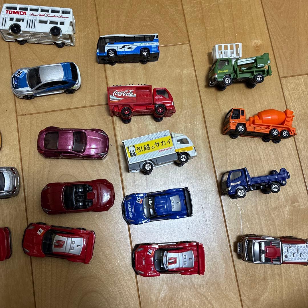 トミカ　いろいろ組み合わせ　23台