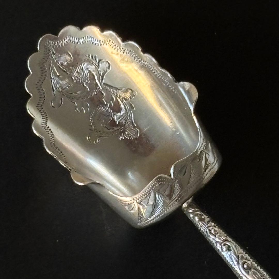 英国製　純銀　ティーキャディスプーン　スコップ型　白蝶貝ハンドル