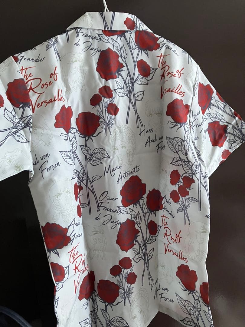 ベルサイユのばら　有楽町マルイ　襟付きシャツ