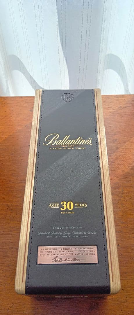 Ballantine's 30 Year Old の空箱