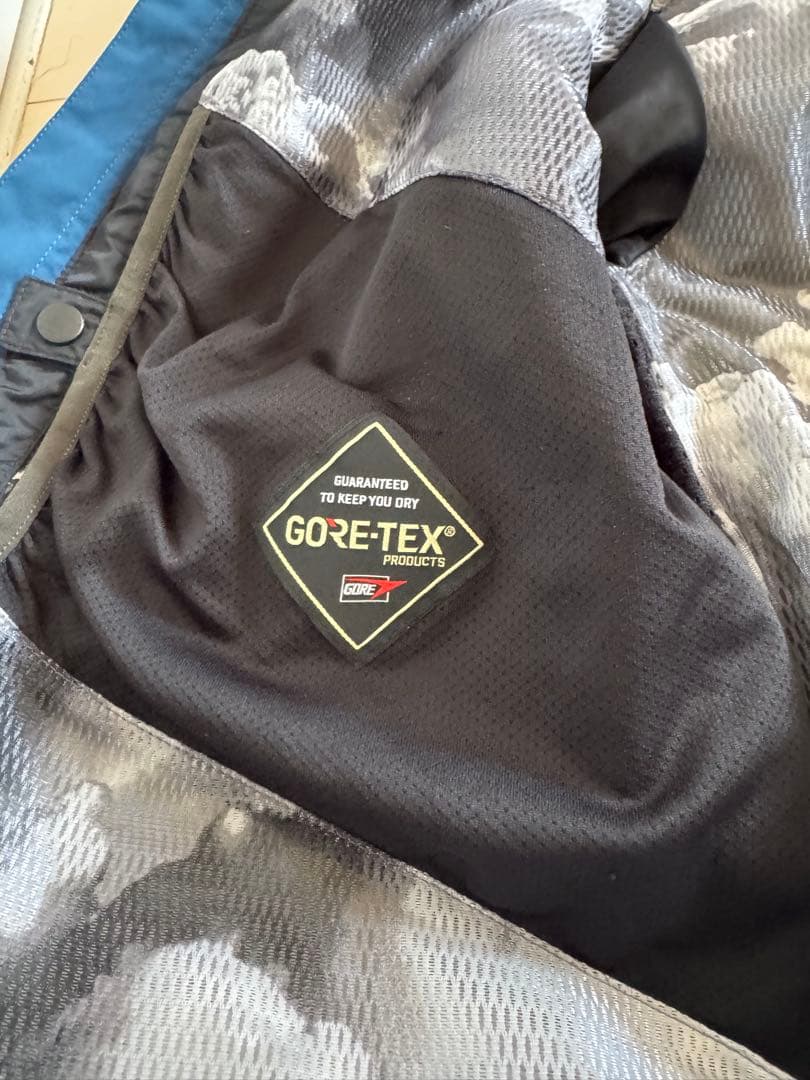 ボルコム　スノーボードウェア　上下セット　S GORE-TEX ブルー