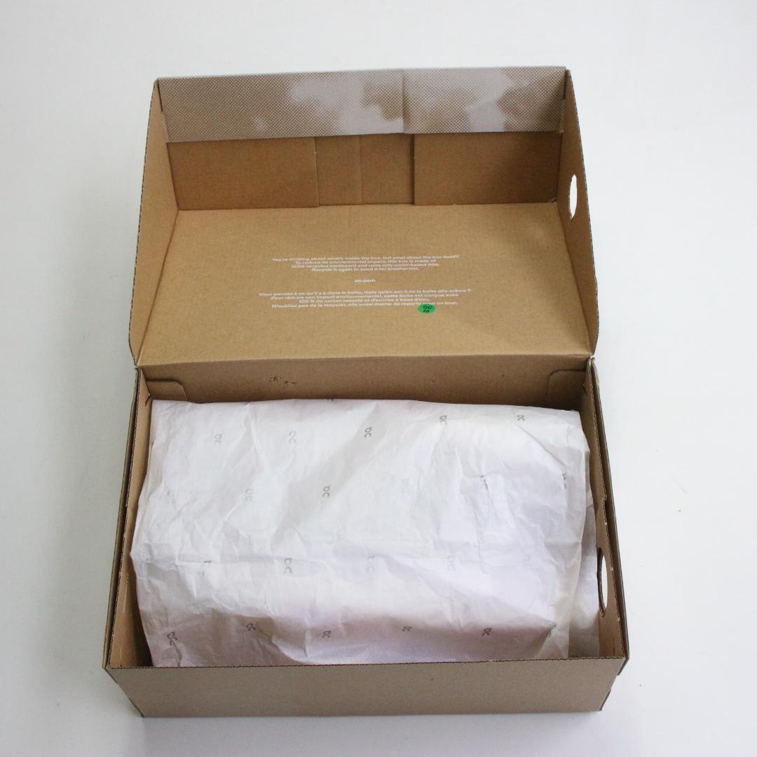 On オン クラウドスパイク アンプリウス2 27cm メンズ 長距離用