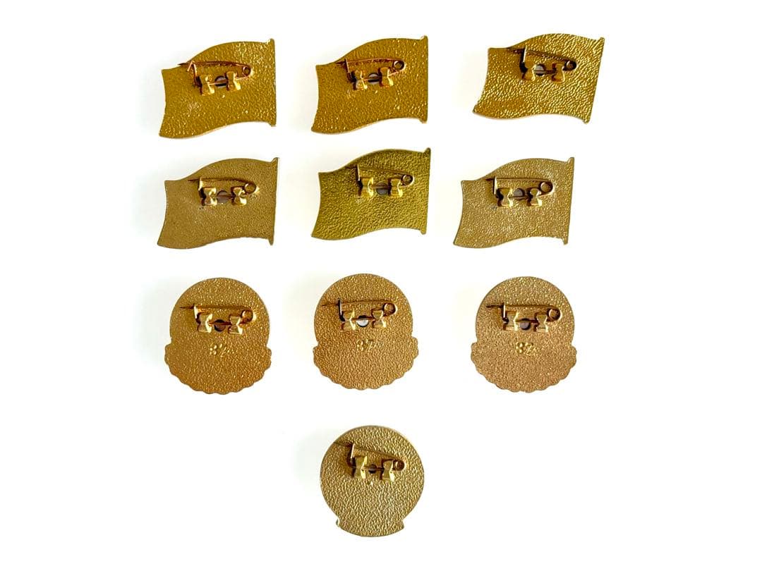 【hopeさん】 10個セット 北朝鮮 金日成 肖像徽章 キムイルソン バッジ