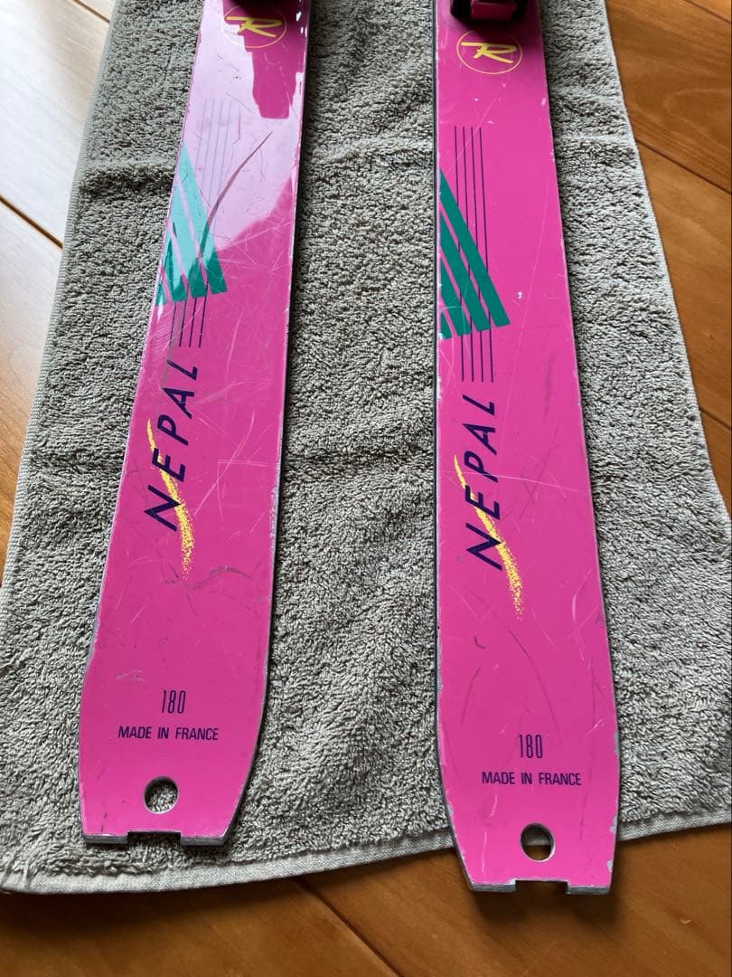 山スキー　ロシニョール/ネパール 180cm、シール、ストックリング付き