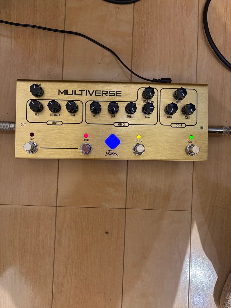 MULTIVERSE ギターエフェクター（ACアダプター付属）　新品未使用