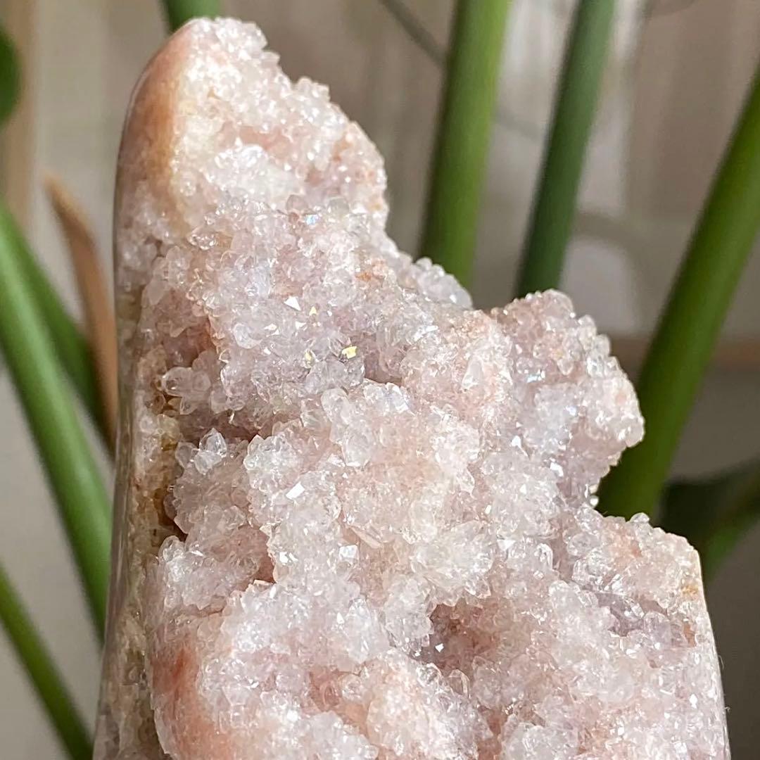 【 キラキラ ドゥルージー ピンクアメジスト 原石 約660g ドーム 】