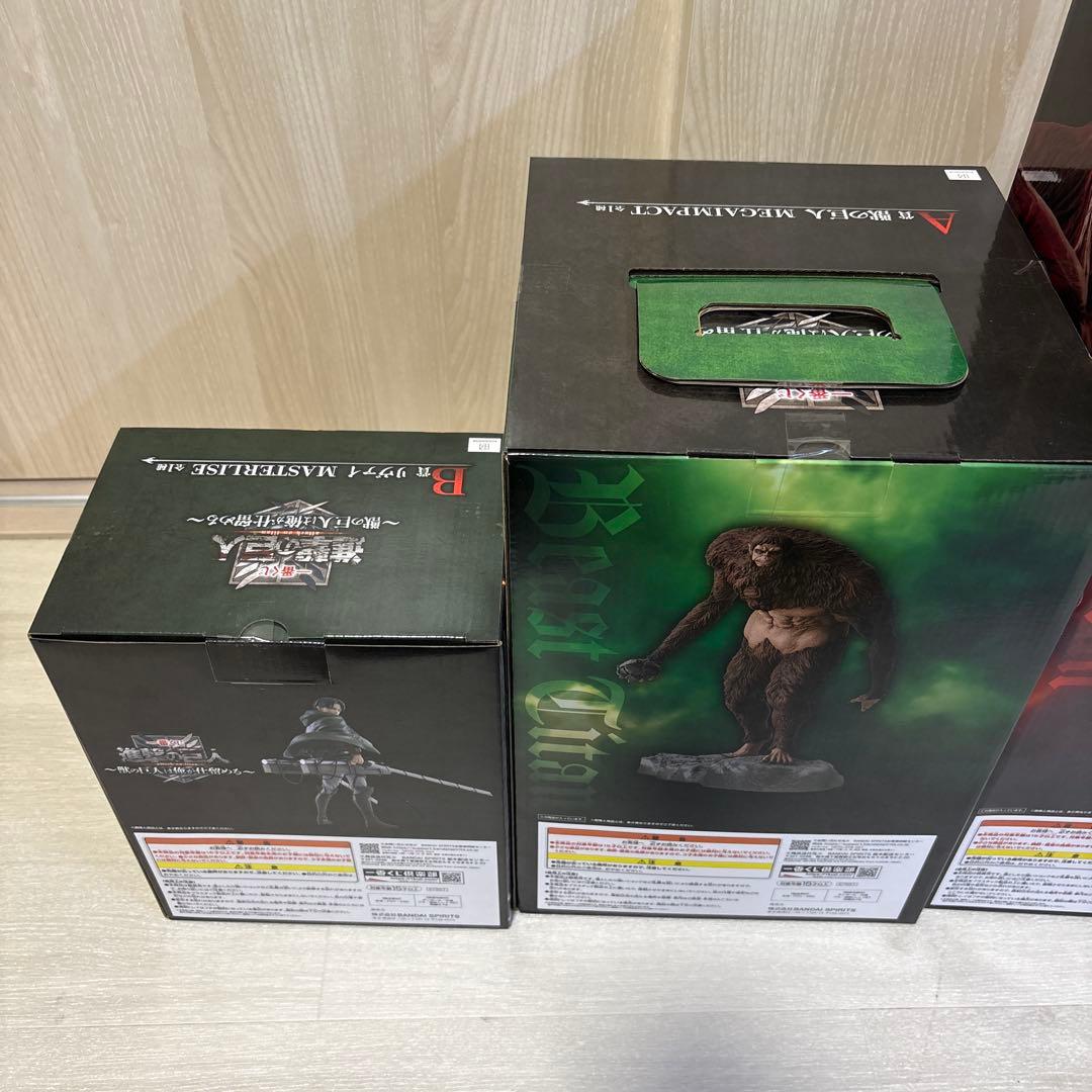 進撃の巨人 一番くじ　A賞 B賞 ラストワン