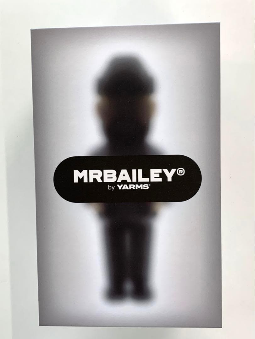 Mr.ベイリー by YARMSスタジオ 10インチ ビニールアートスタチュー