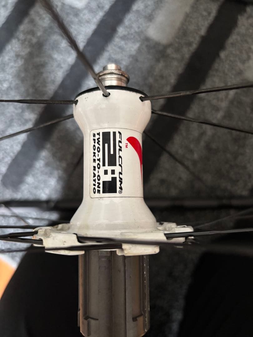 【希少！！】Fulcrum racing3 白ハブ