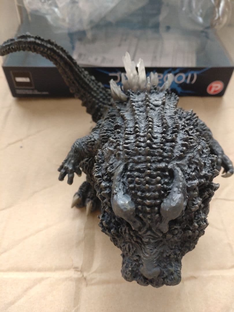 デフォリアル　ゴジラ（2001）発光Ver. 限定版