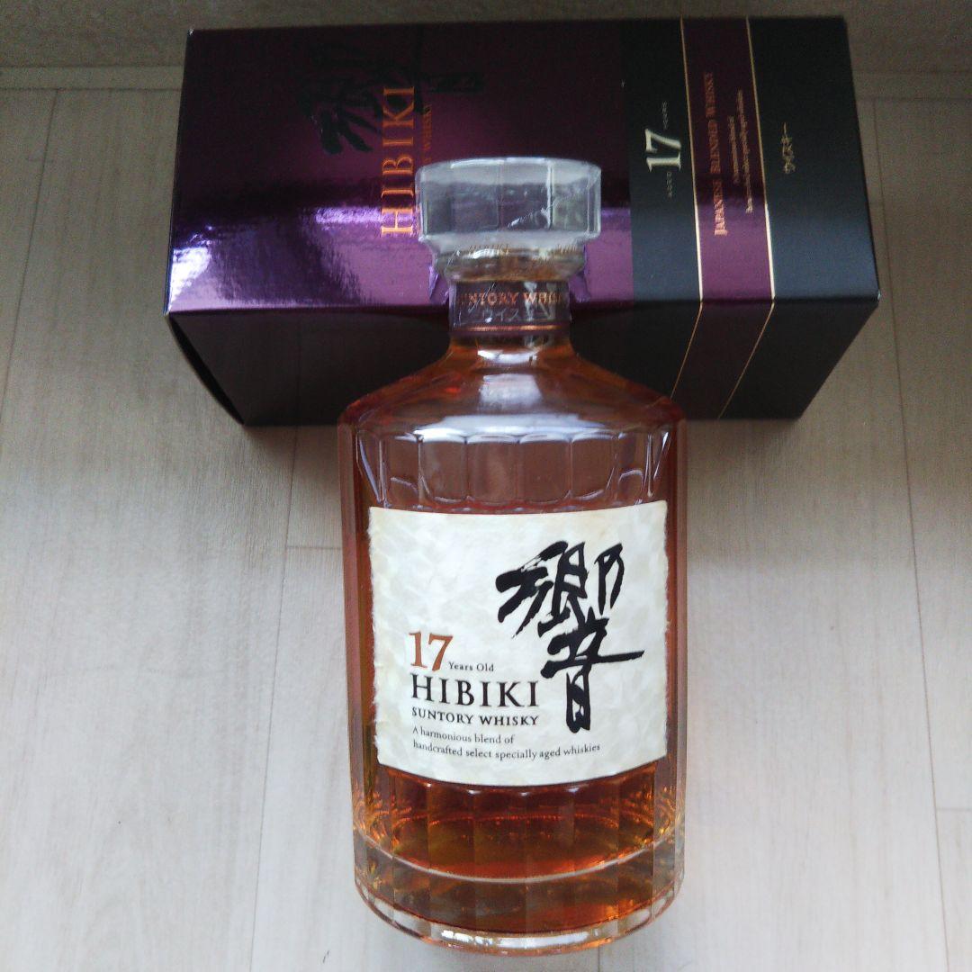 サントリー 響 17年 700ml ウイスキー HIBIKI 箱あり 未開封