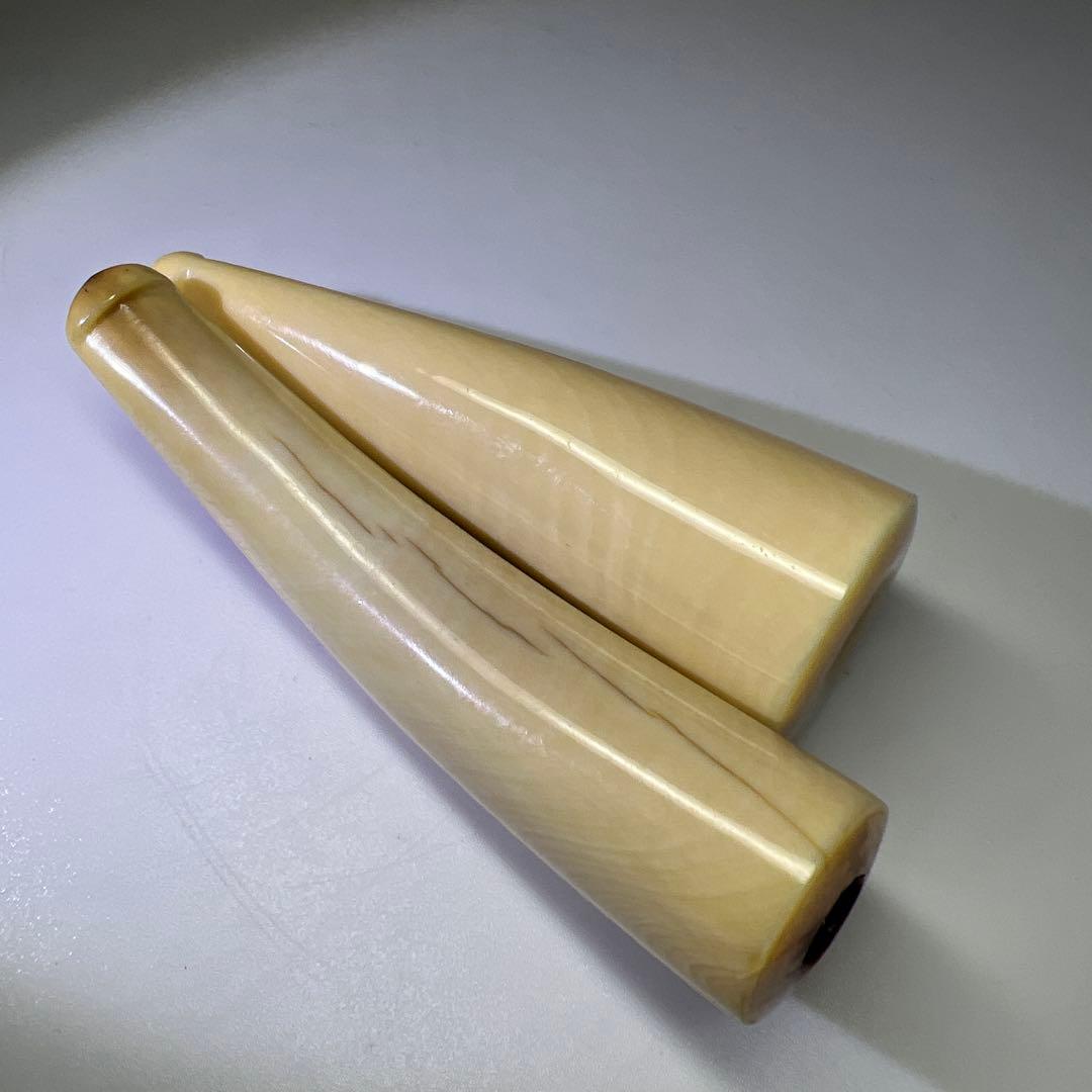 本抹香鯨　パイプ2本　98g/9・8.5㎝　東Y8-0123☆2F
