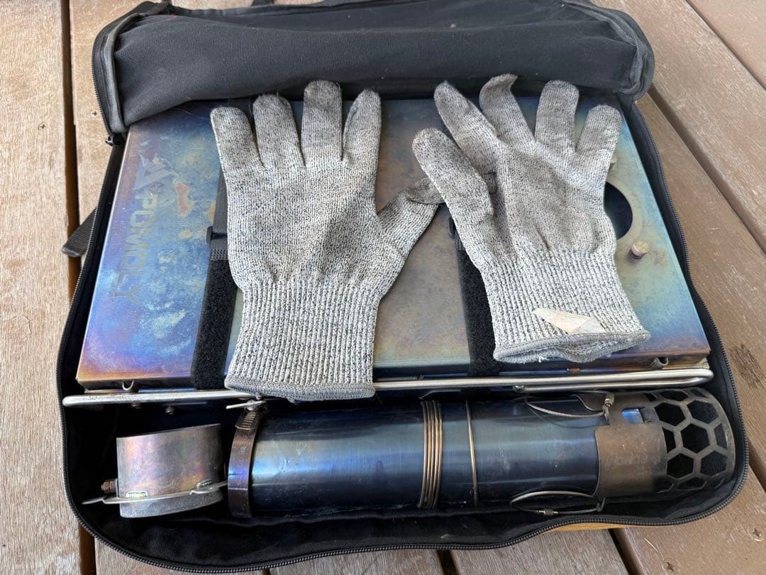 POMOLY チタン　薪ストーブ