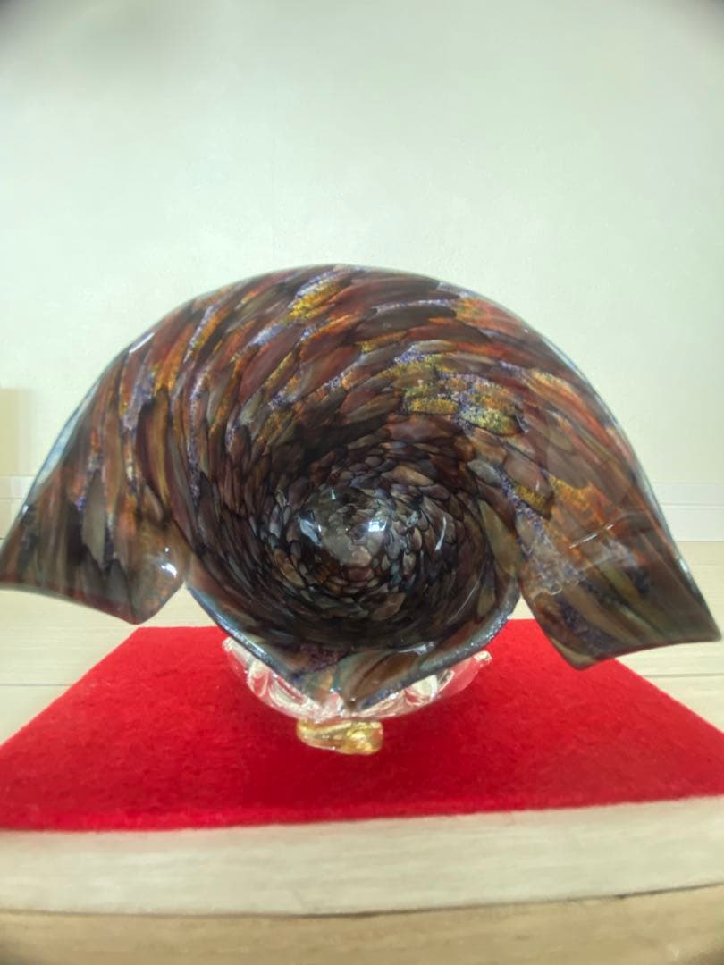 ガラス製　　兜　　小樽　　大正硝子館