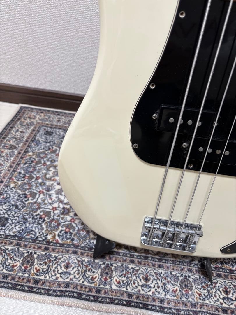 送料込み スクワイヤー PB 2002年製 つまみガリ有等、要詳細確認 ケース付