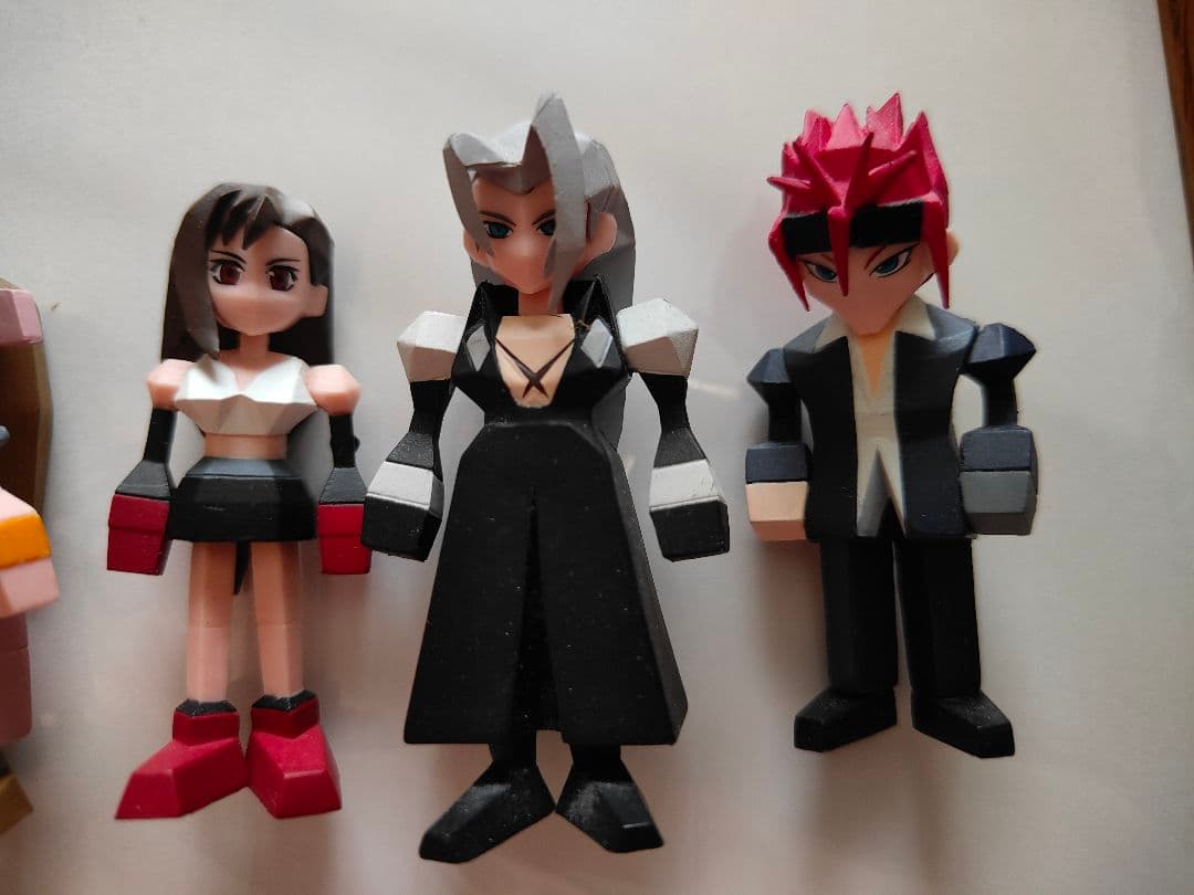 ファイナルファンタジーVII リメイク発売記念くじ G賞ミニフィギュアSale中