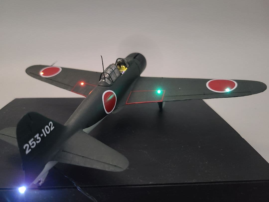 零式艦上戦闘機21型 岩本 徹三 飛曹長搭乗機リアルモーターライズ完成品