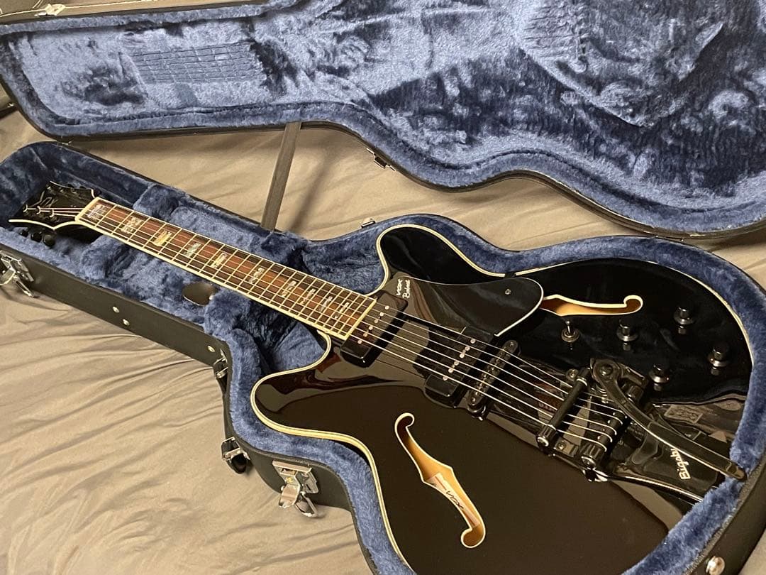 ギター VOX Bobcat V90 with Bigsby-Jet Black
