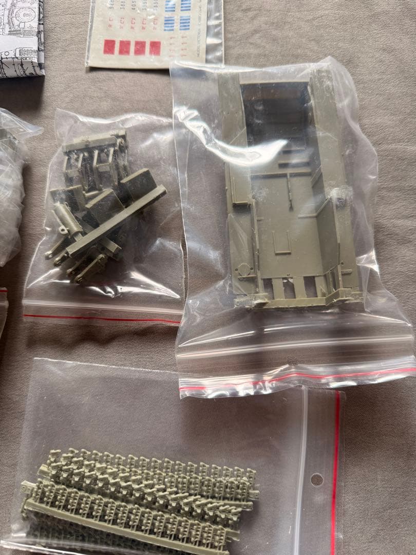 モデルビクトリア FIAT-ANSALDO L6/40 レジンキット