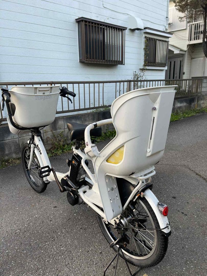 電動アシスト自転車 チャイルドシート付き ホワイト